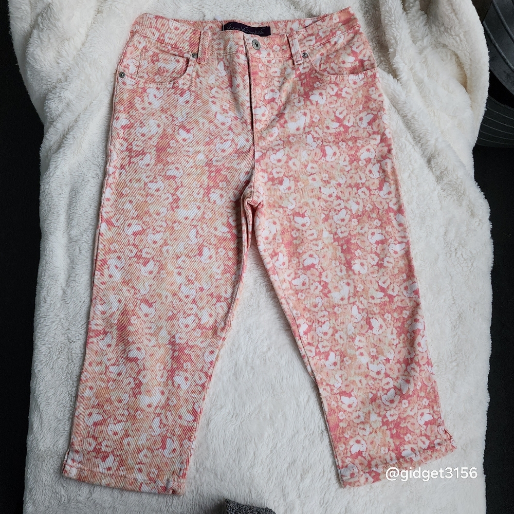 🪼EUC  VINTAGE GLORIA VANDERBILT CORAL & WHITE FLORAL AMANDA CAPRIS - SIZE 6P